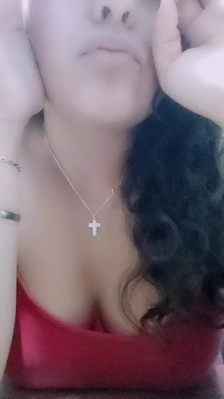 Offline ari_5 on Cam4