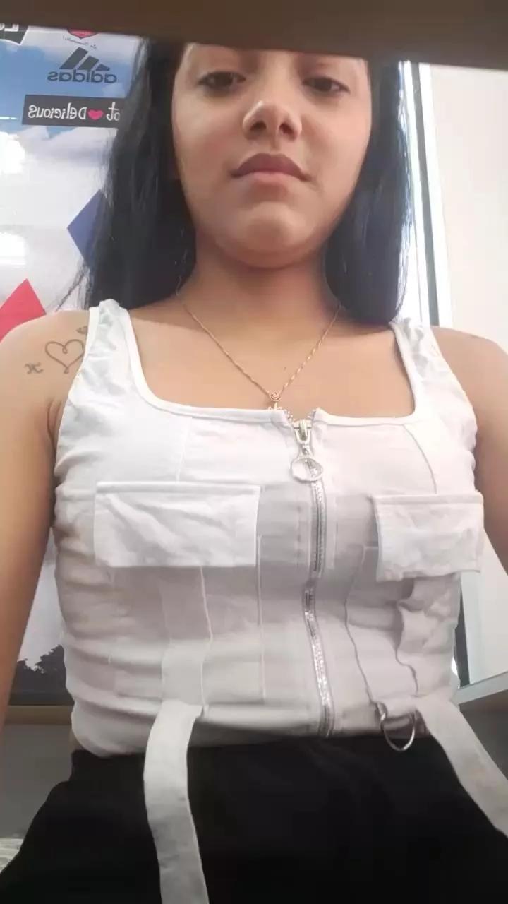 Ariel_funSexy on Cam4 