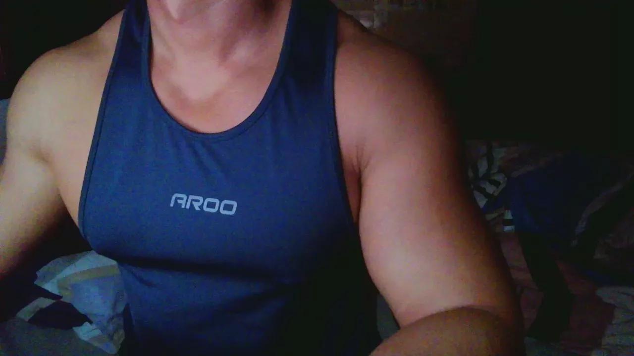 asiayoung on Cam4 