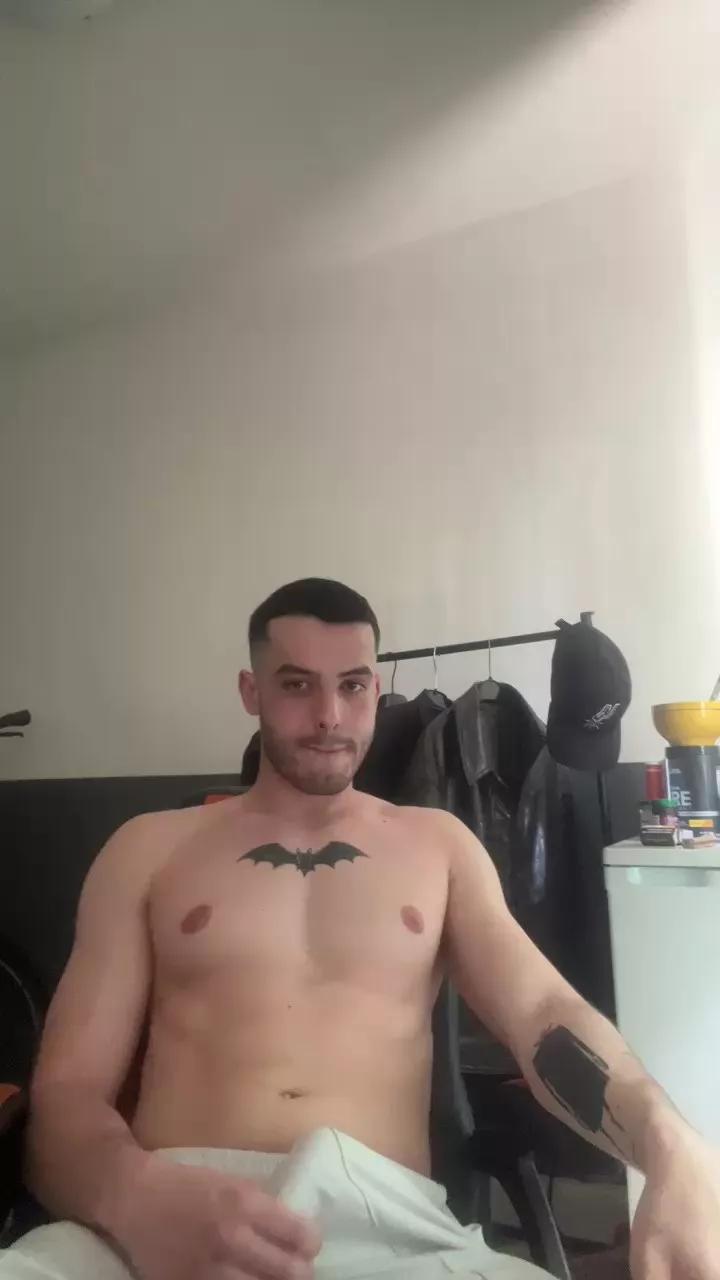 baki_boyz on Cam4 