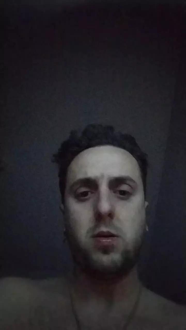 Bambite38 on Cam4 