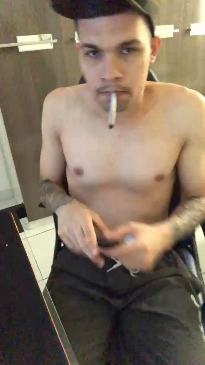 Offline beh_pauzao on Cam4