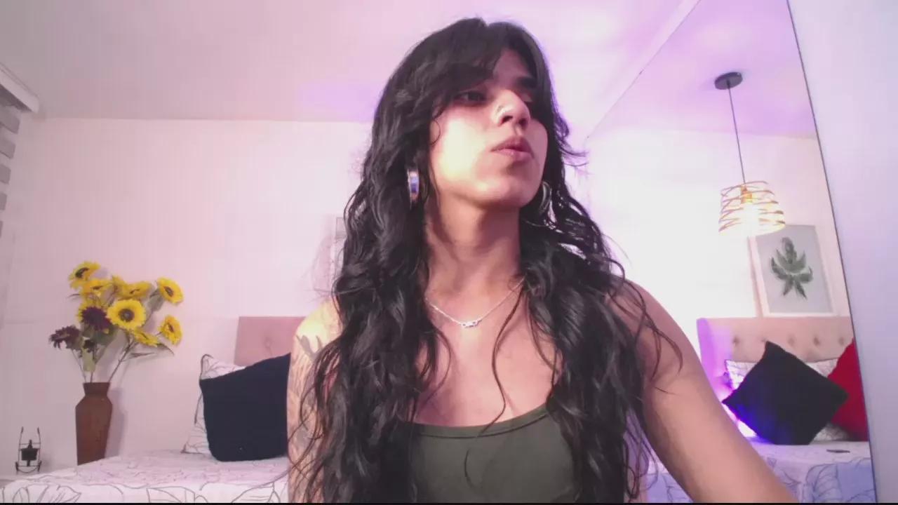 Bella_Poisonous on Cam4 