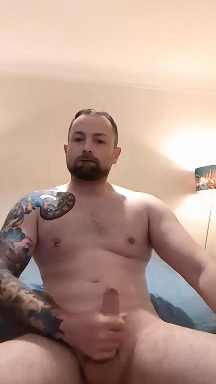 Ben_mastos on Cam4 