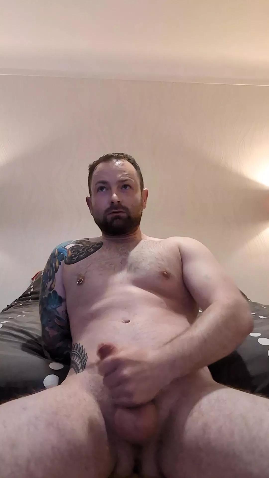 Ben_mastos on Cam4 