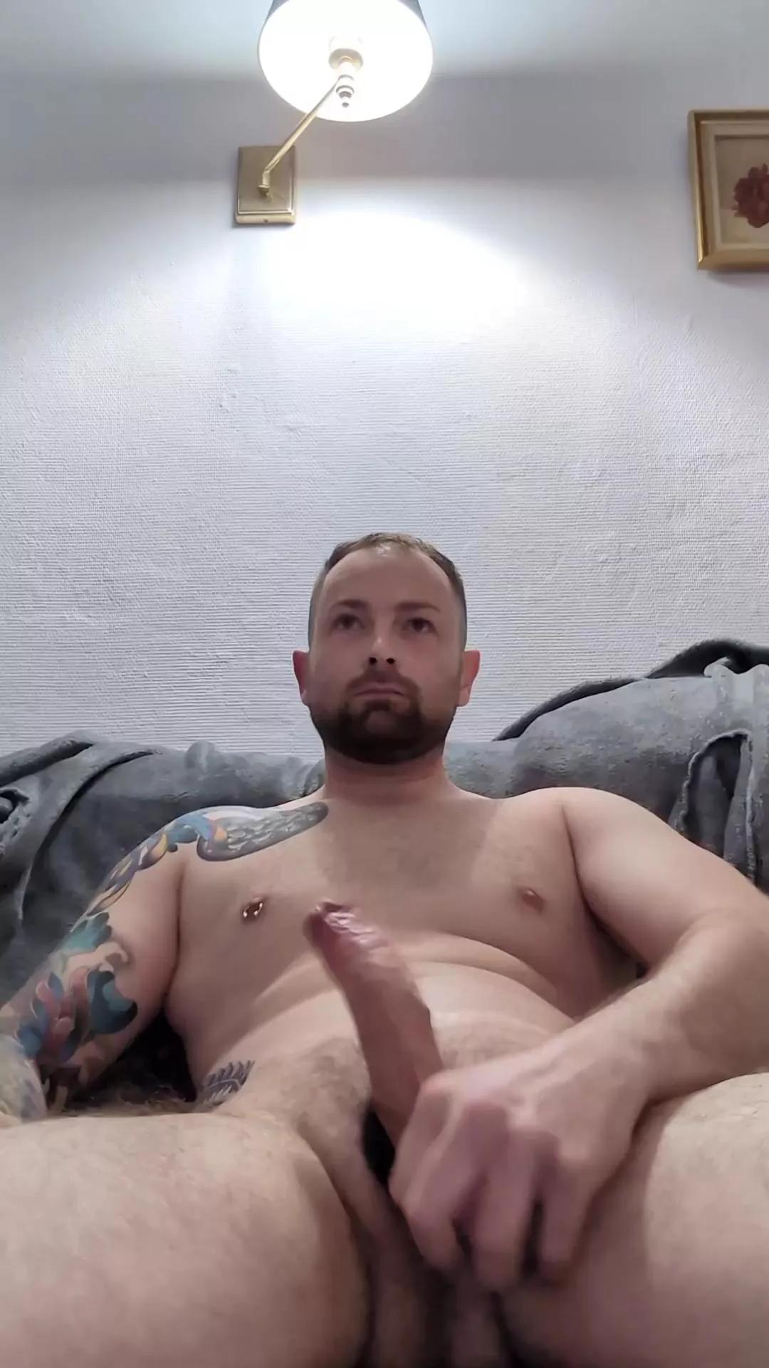 Ben_mastos on Cam4 