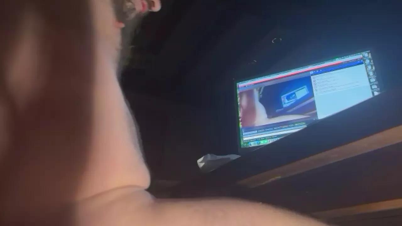Bendav27 on Cam4 