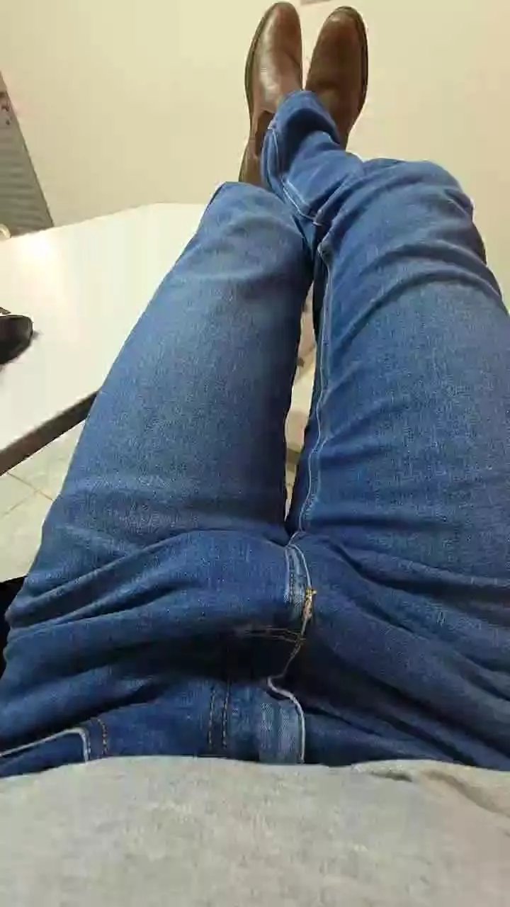 Offline bentocosta45 on Cam4