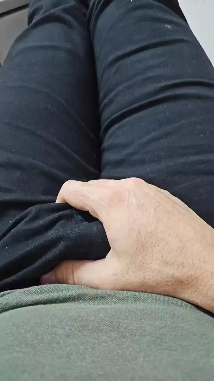 Offline bentocosta45 on Cam4