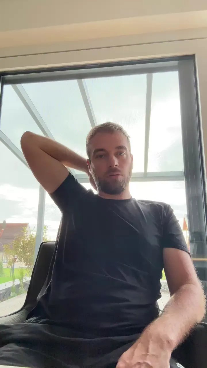 Offline biboydevhot on Cam4