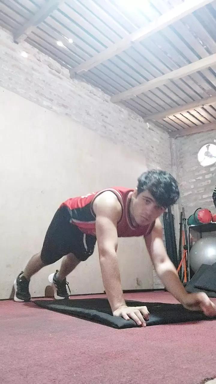 BigDick21cmPezL on Cam4 