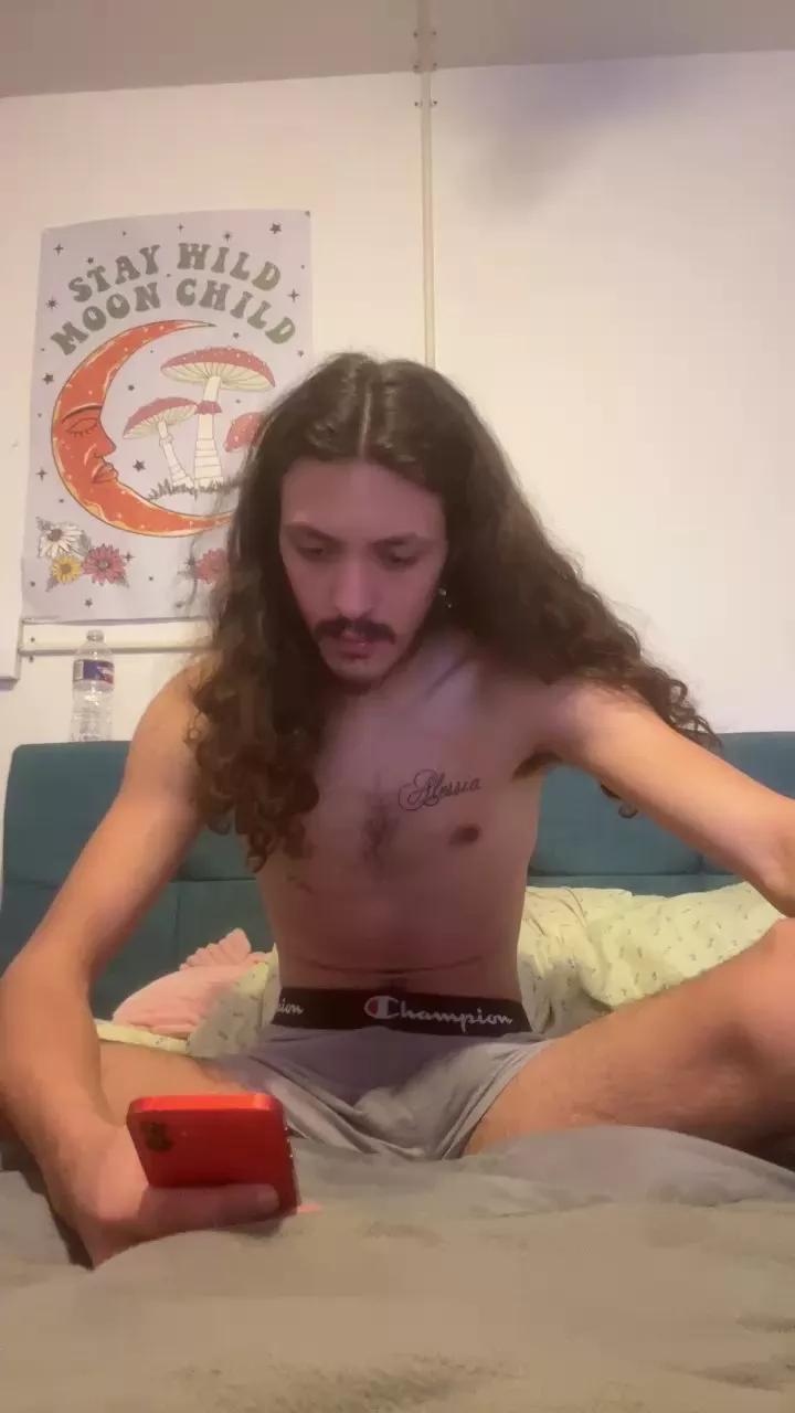 BigDjunior8 on Cam4 