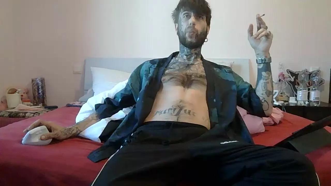 BigProfit95 on Cam4 