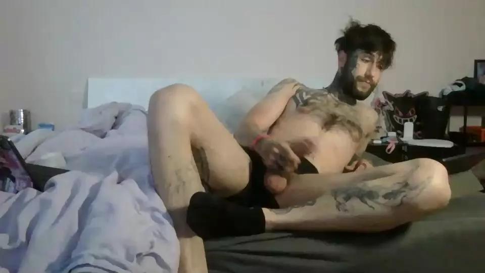 BigProfit95 on Cam4 