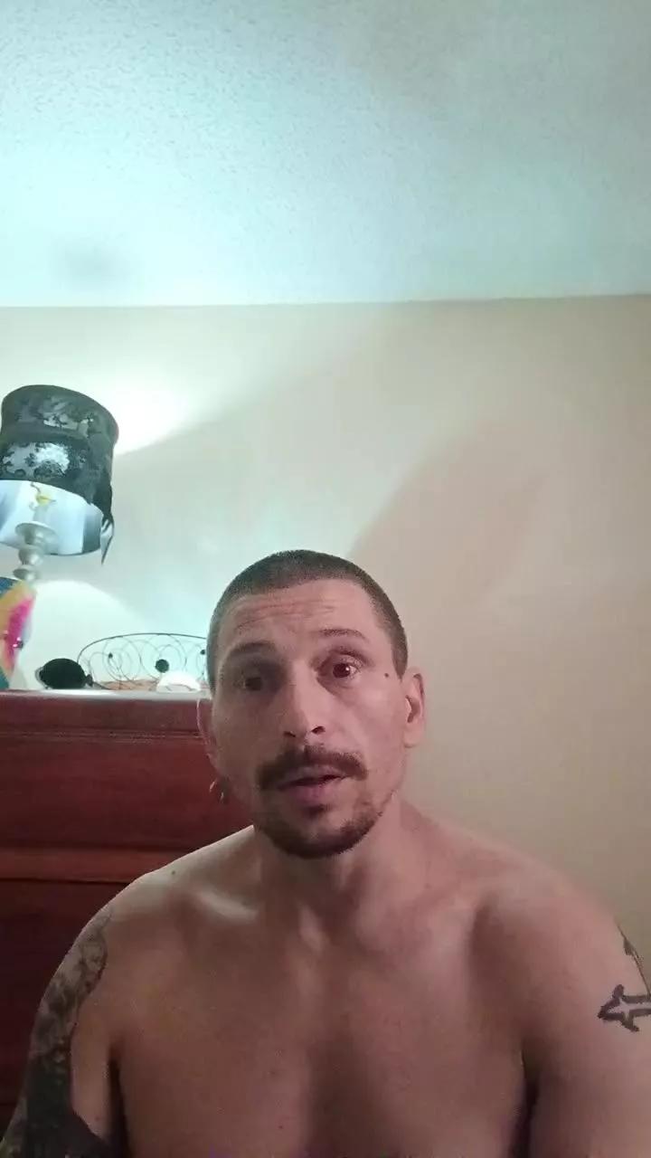 BIGspray89 on Cam4 