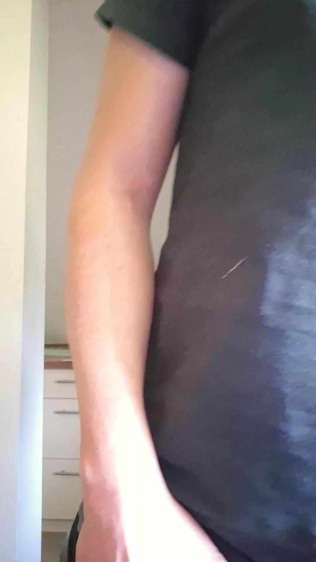 BigUncutBiGuy on Cam4 