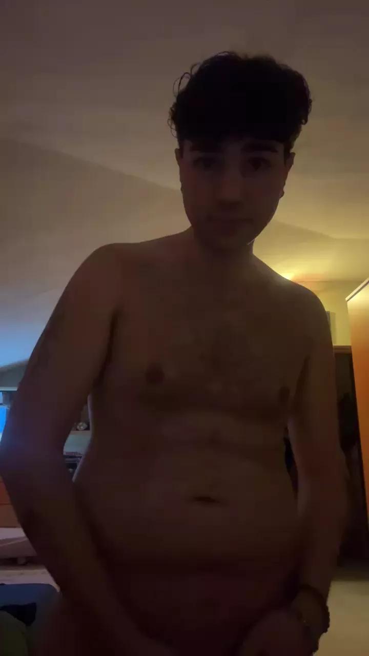 bisexualteddy on Cam4 