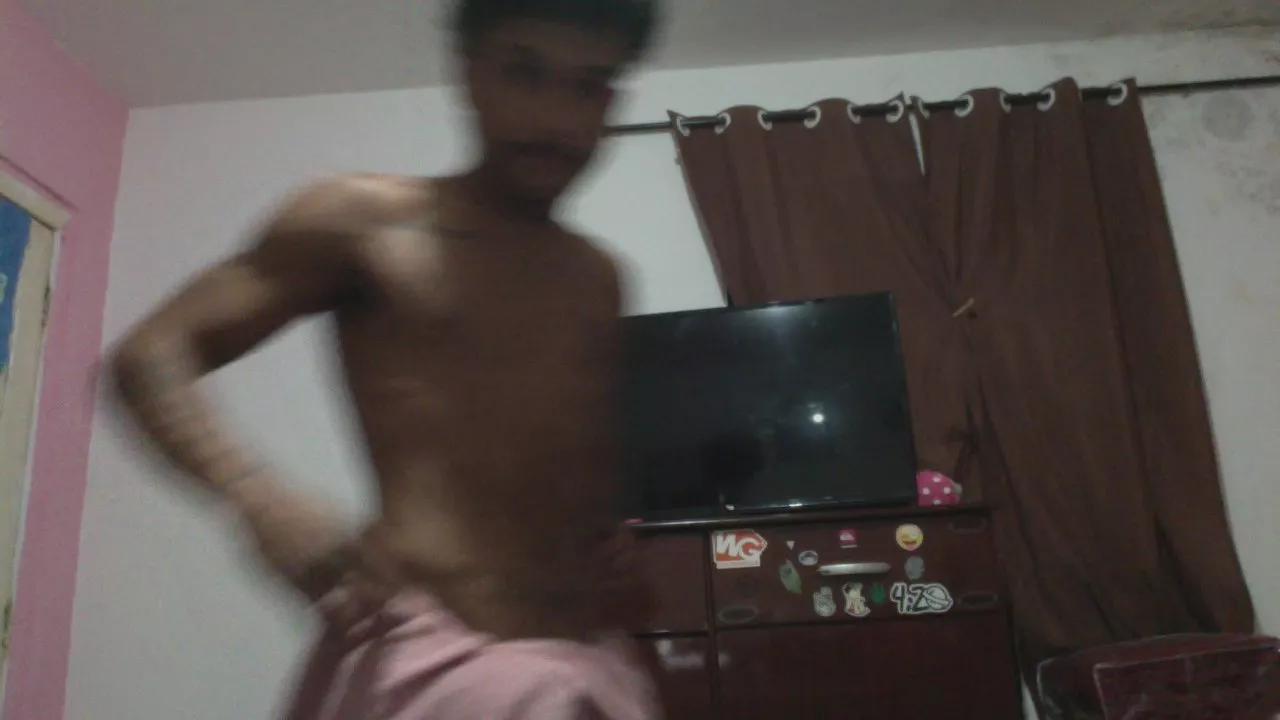 BlackDelToro on Cam4 