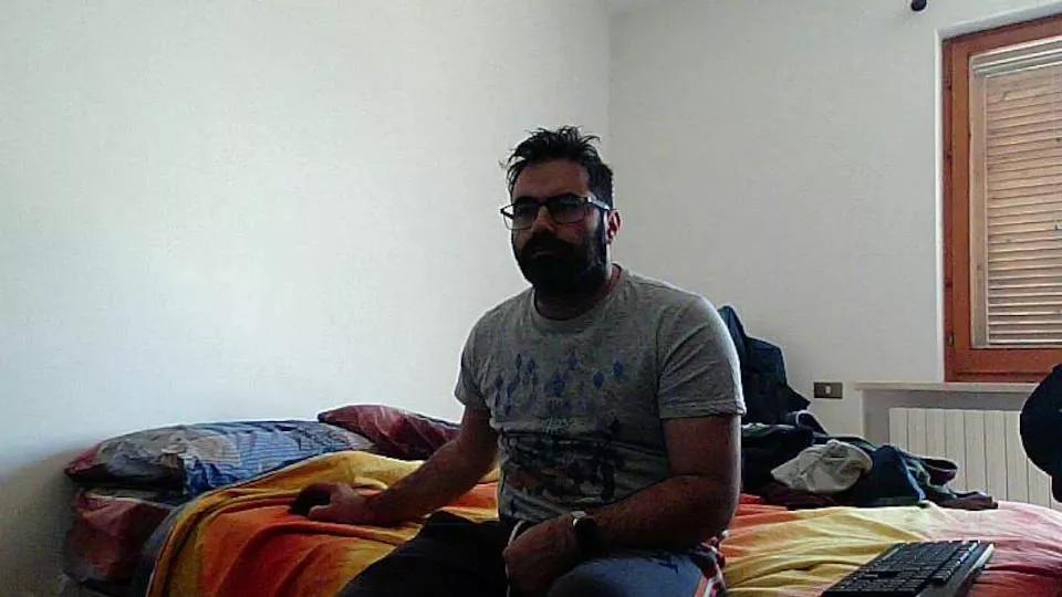 bleakw85 on Cam4 