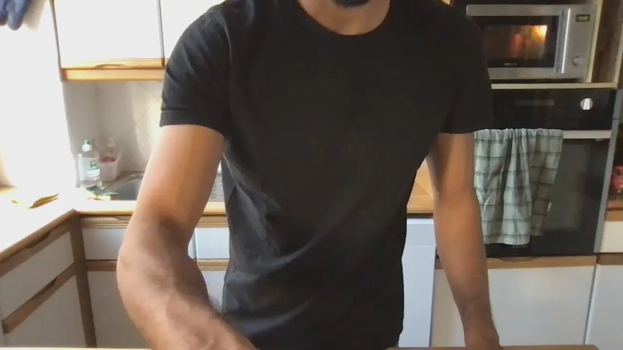 Offline boxer_hot4 on Cam4