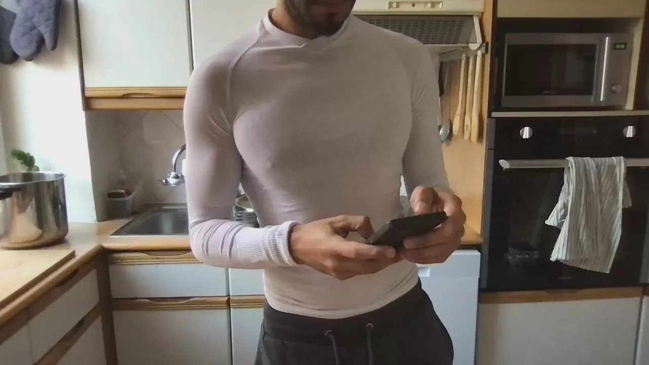 Offline boxer_hot4 on Cam4