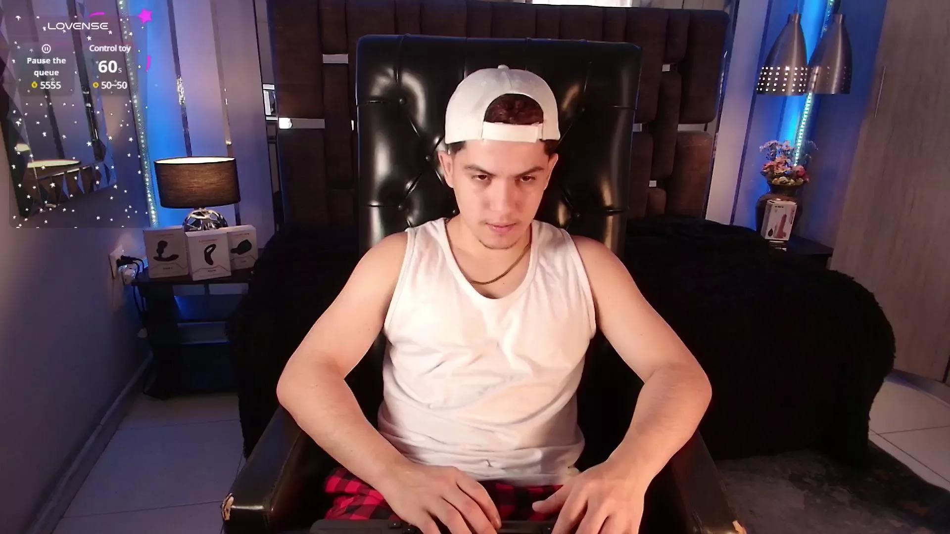 Brat__ on Cam4 