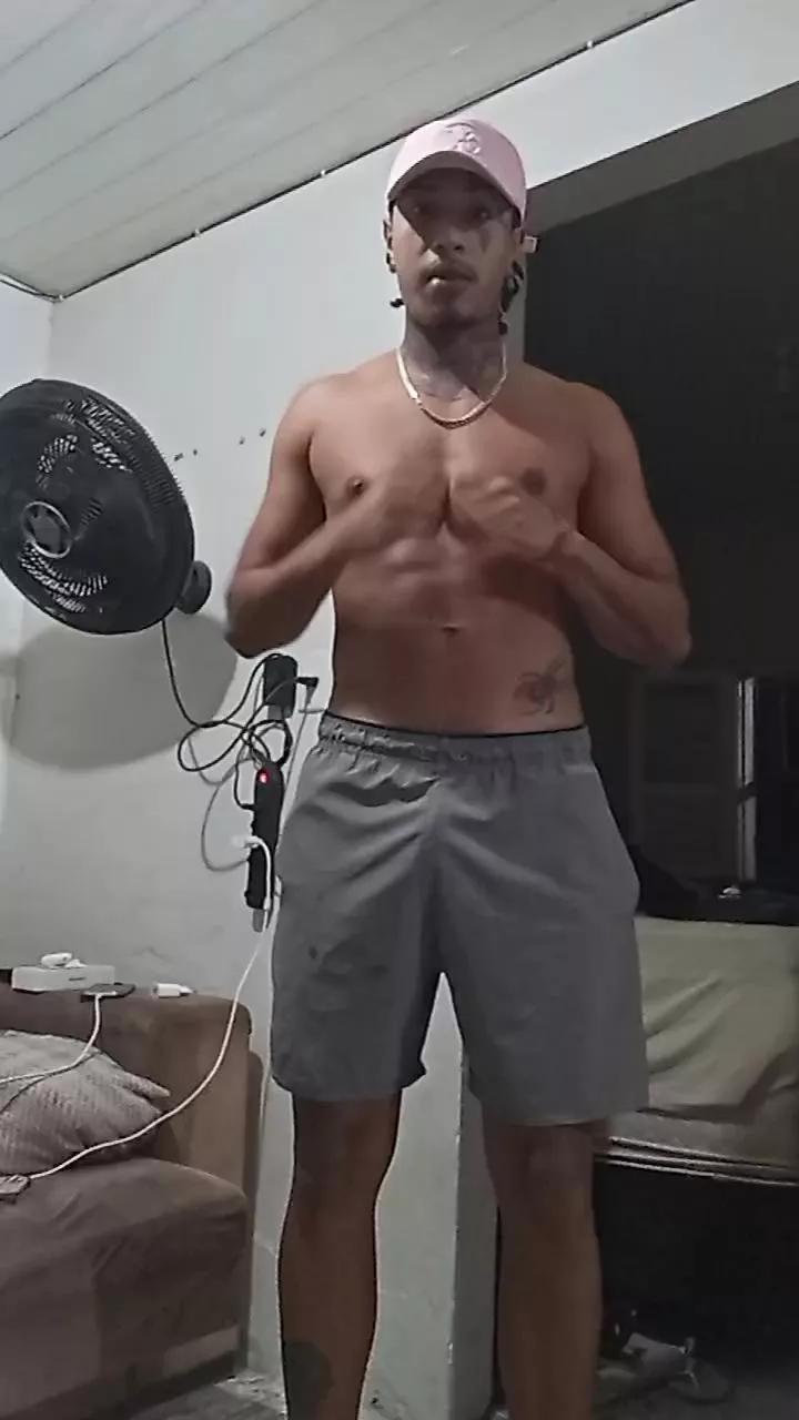 brun227 on Cam4 