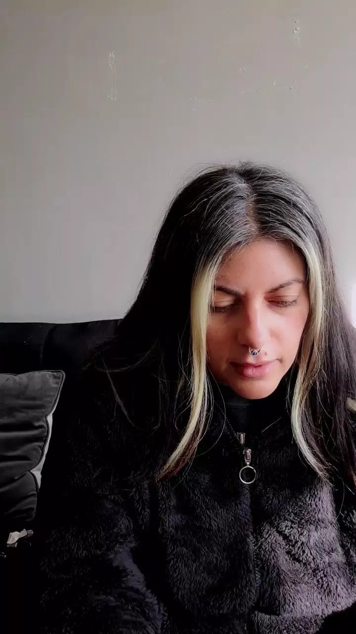 Offline bvbyscorpio666 on Cam4