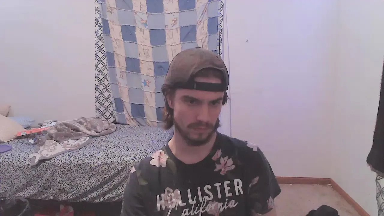 Offline BWCBENZ on Cam4