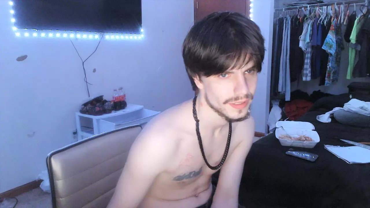 Offline BWCBENZ on Cam4