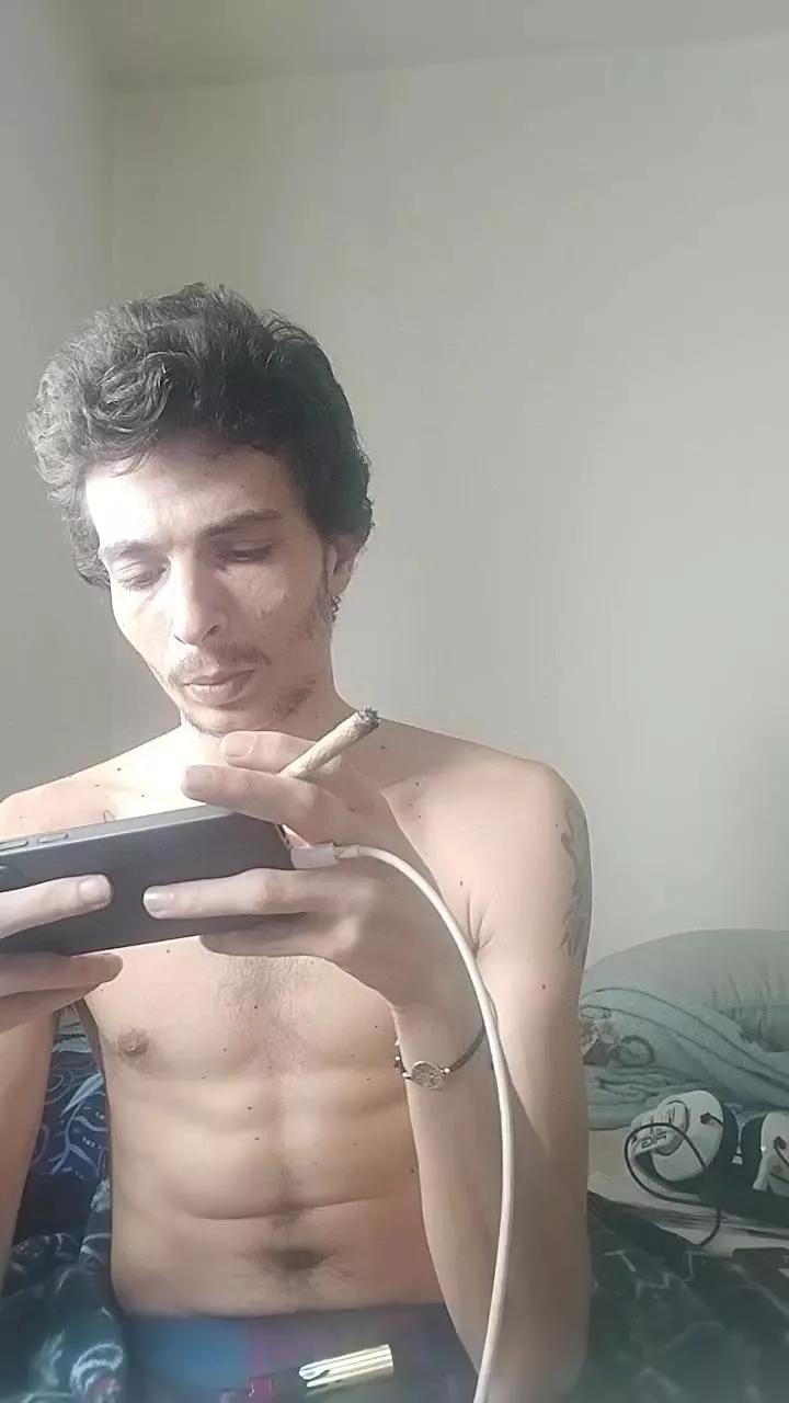 Calorcito24 on Cam4 