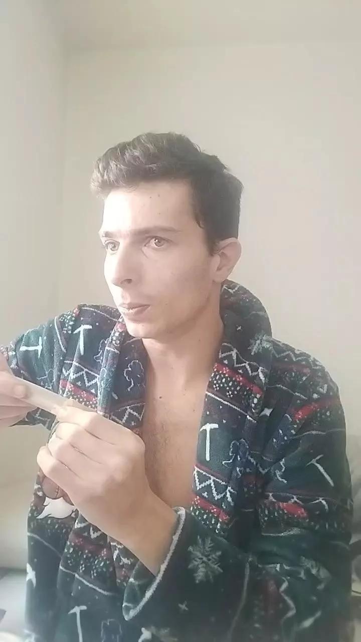 Calorcito24 on Cam4 
