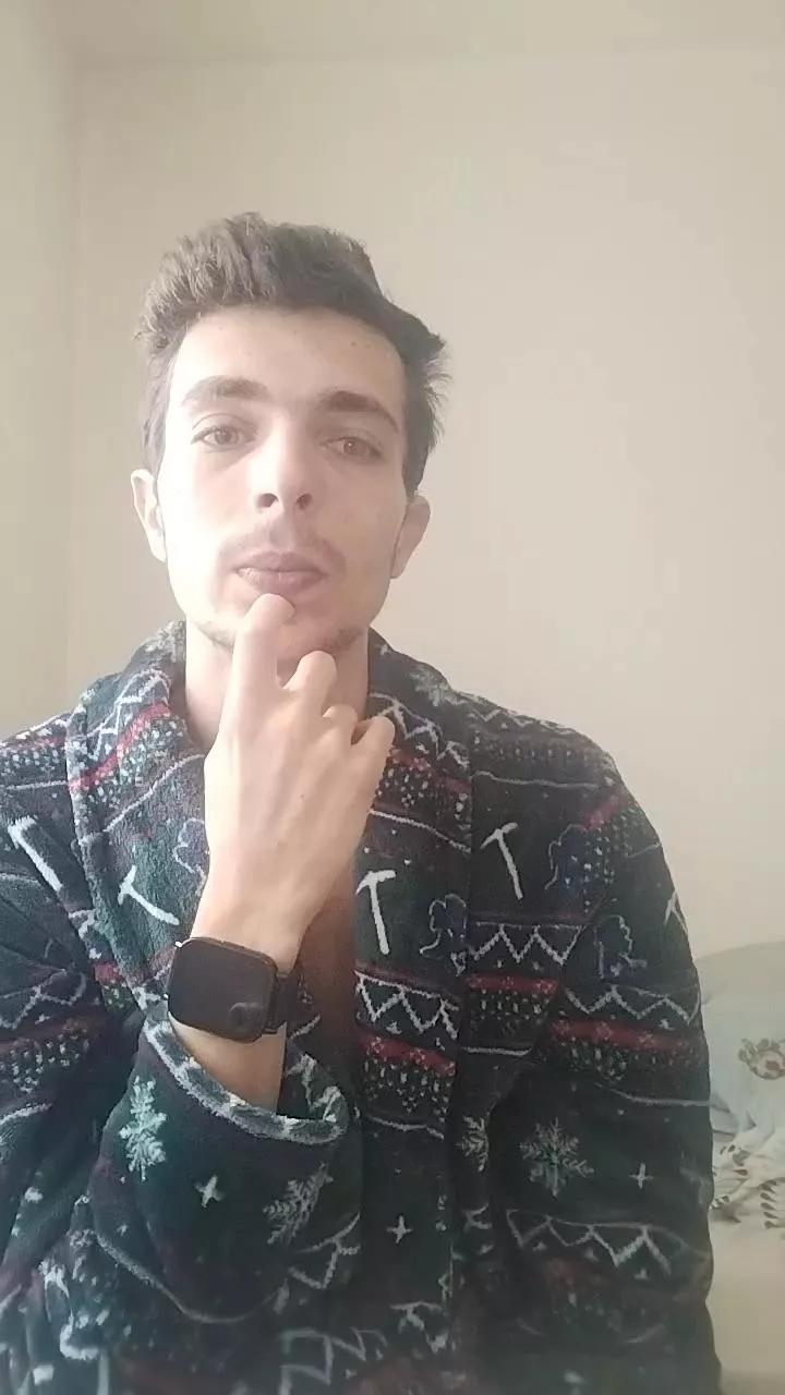 Calorcito24 on Cam4 