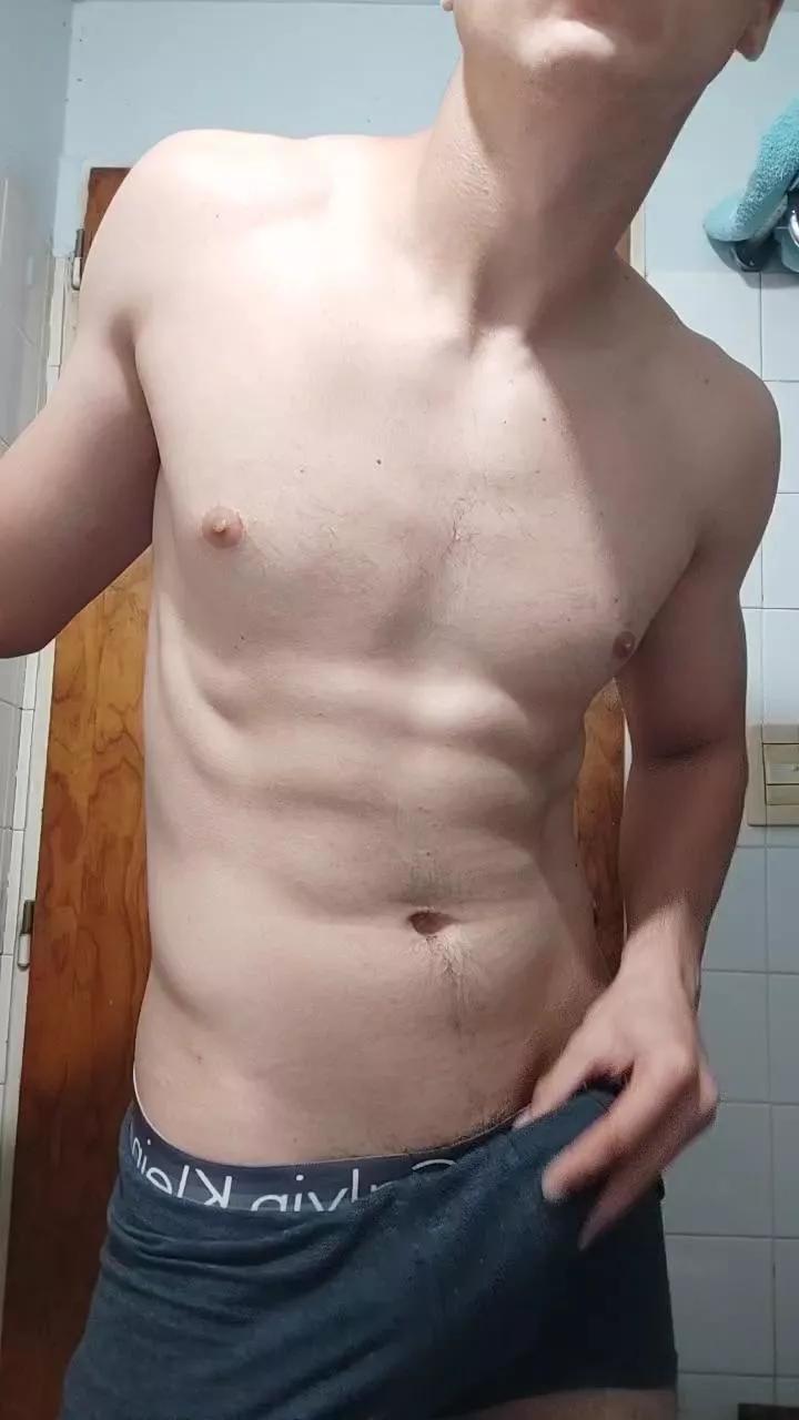 Cannabunker1 on Cam4 