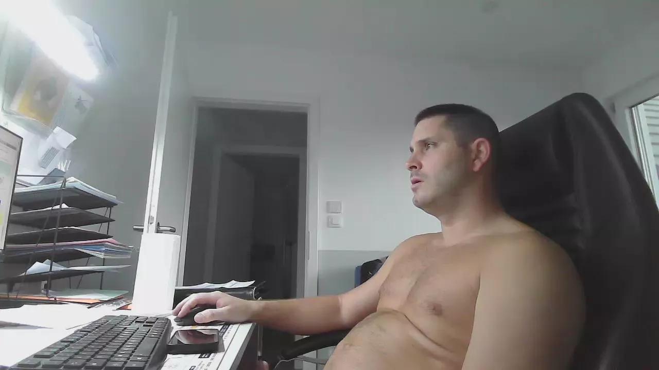 capuch67 on Cam4 