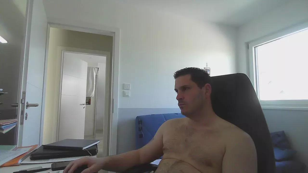 capuch67 on Cam4 