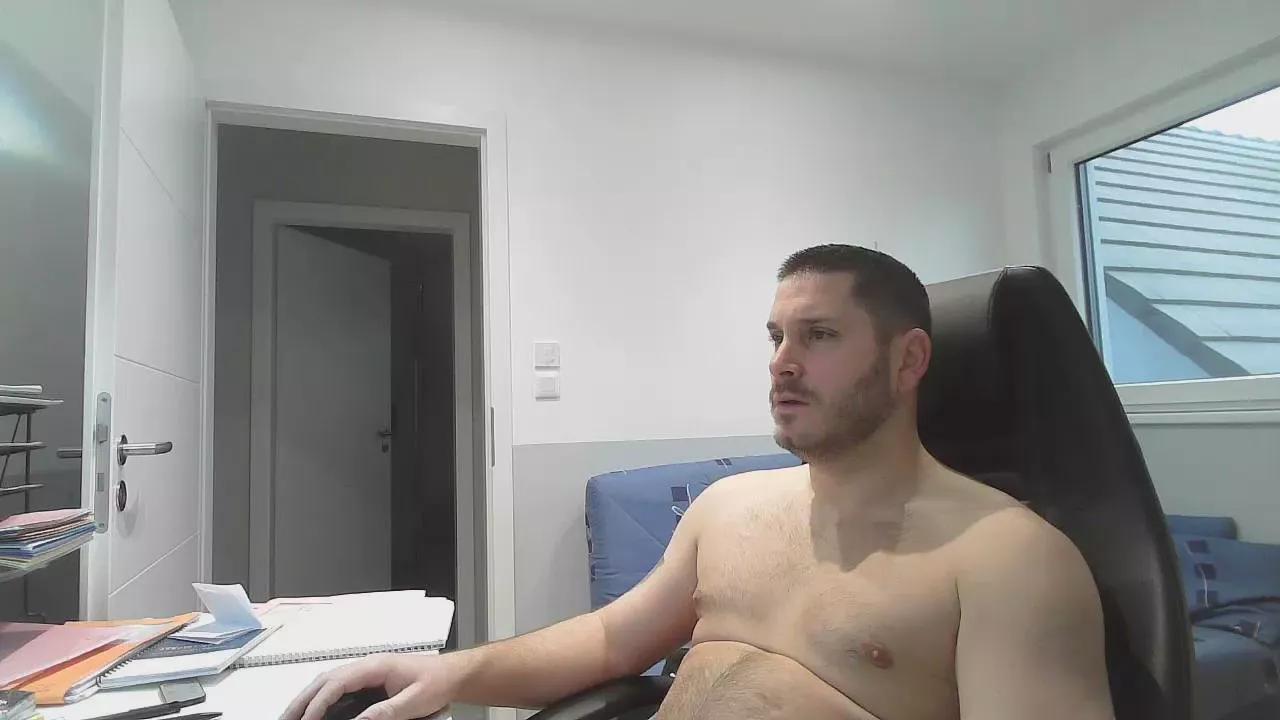 capuch67 on Cam4 