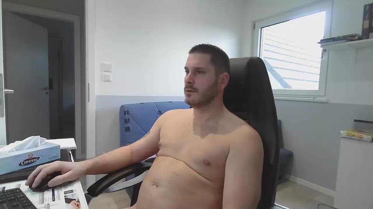 capuch67 on Cam4 