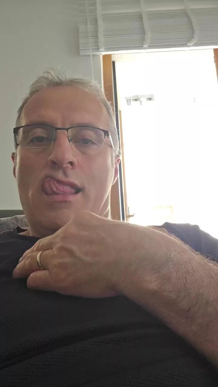 cem662 on Cam4 