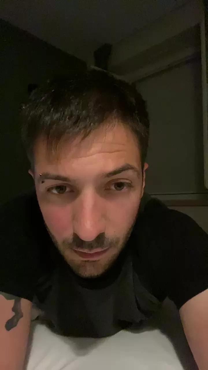 charly_teck on Cam4 