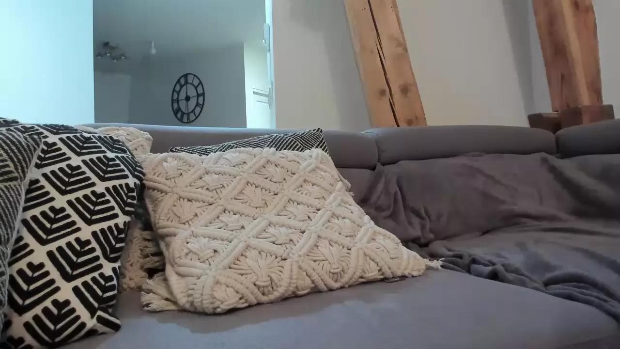 chatoncokinX on Cam4 