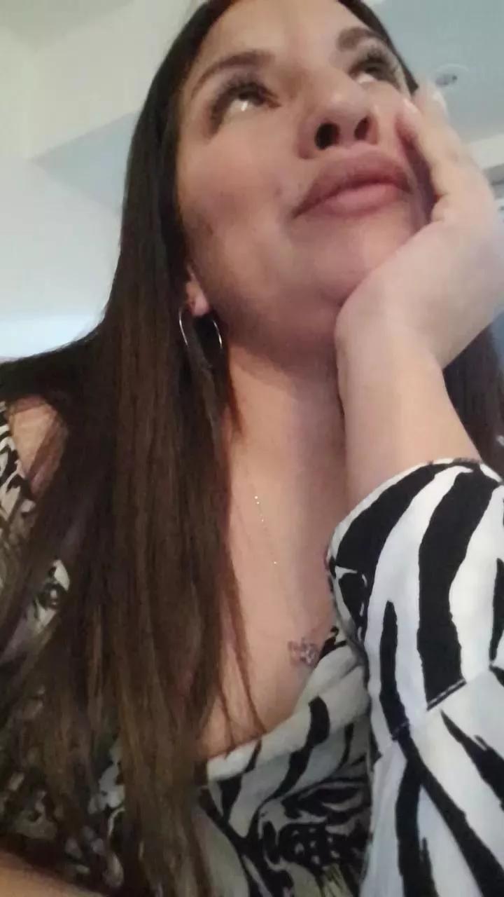 Chinixri on Cam4 