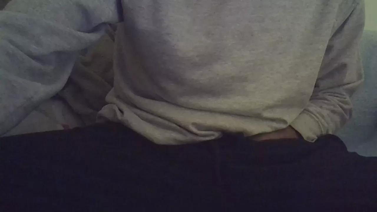 Chisburguer on Cam4 