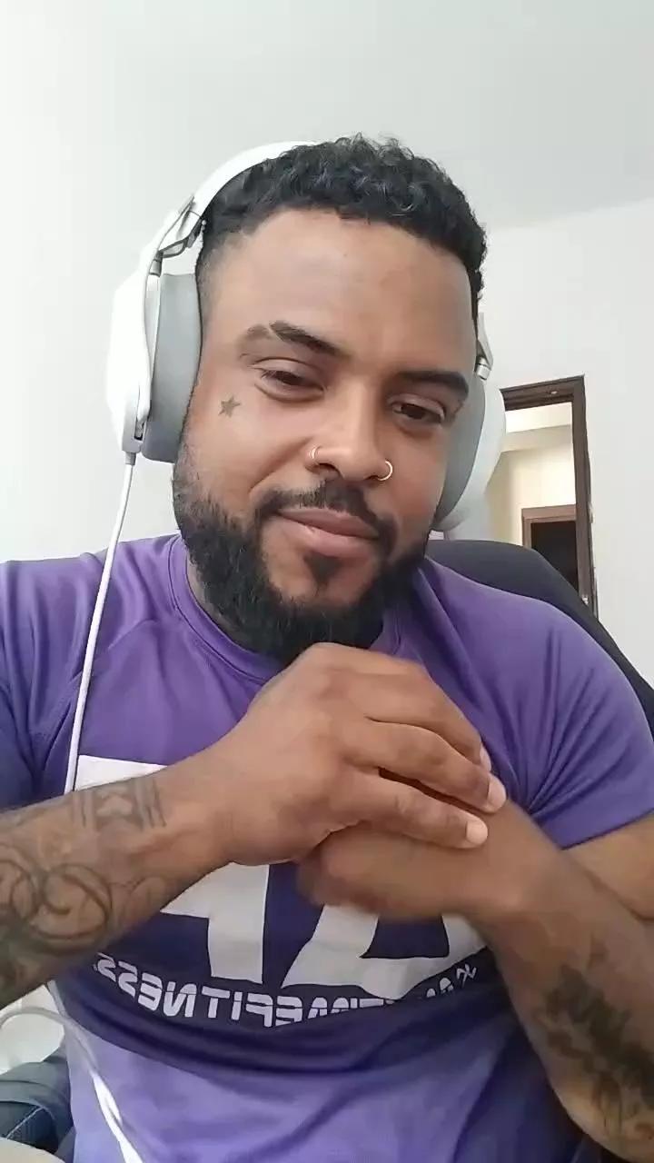 CivicWorld on Cam4 