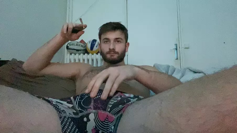 Offline clement0921 on Cam4