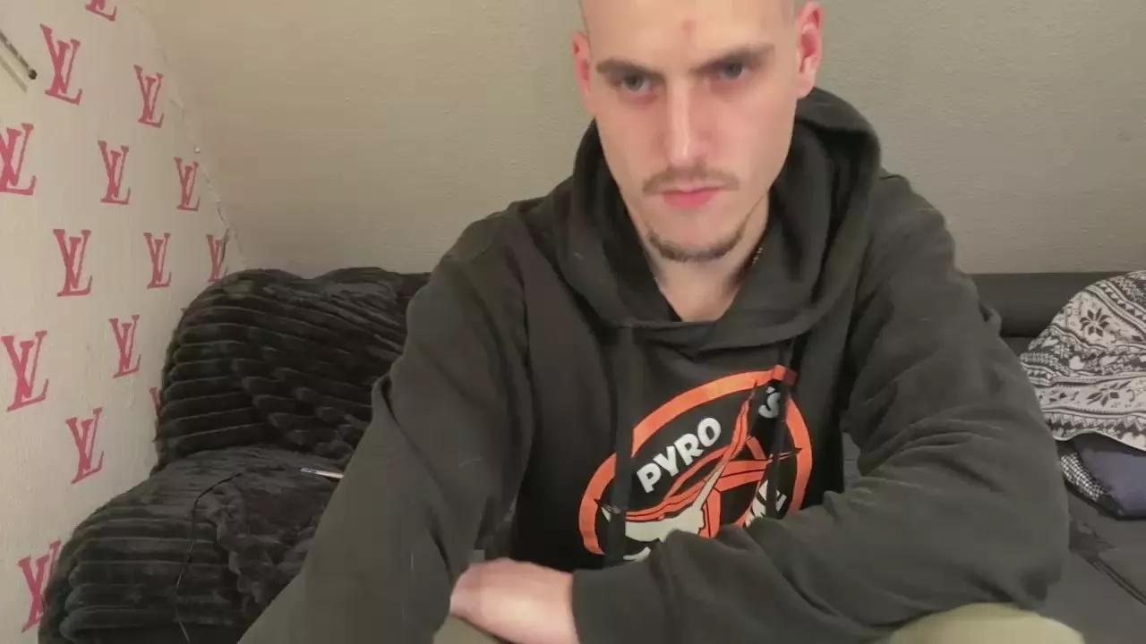 cookieboy88 on Cam4 
