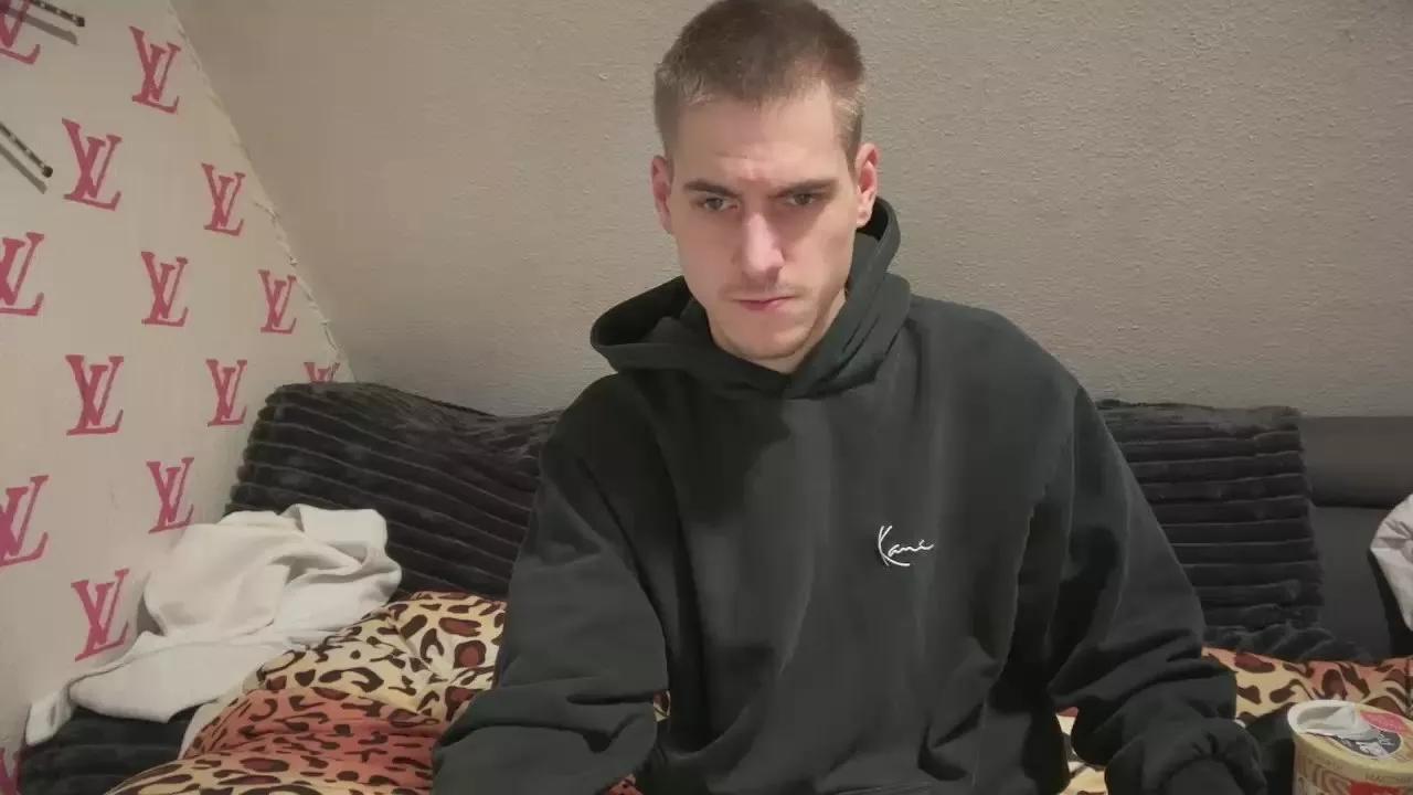 cookieboy88 on Cam4 