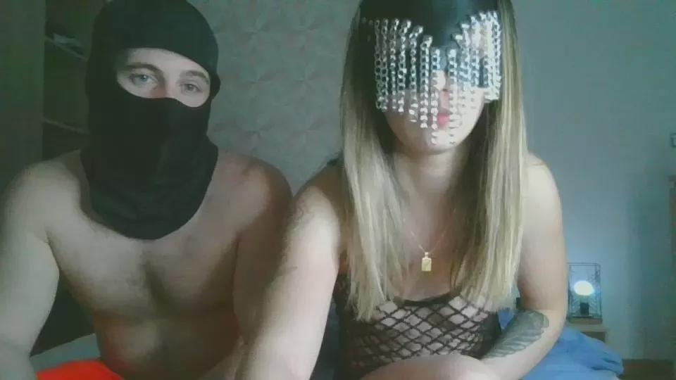 coquinouxoxofun on Cam4 