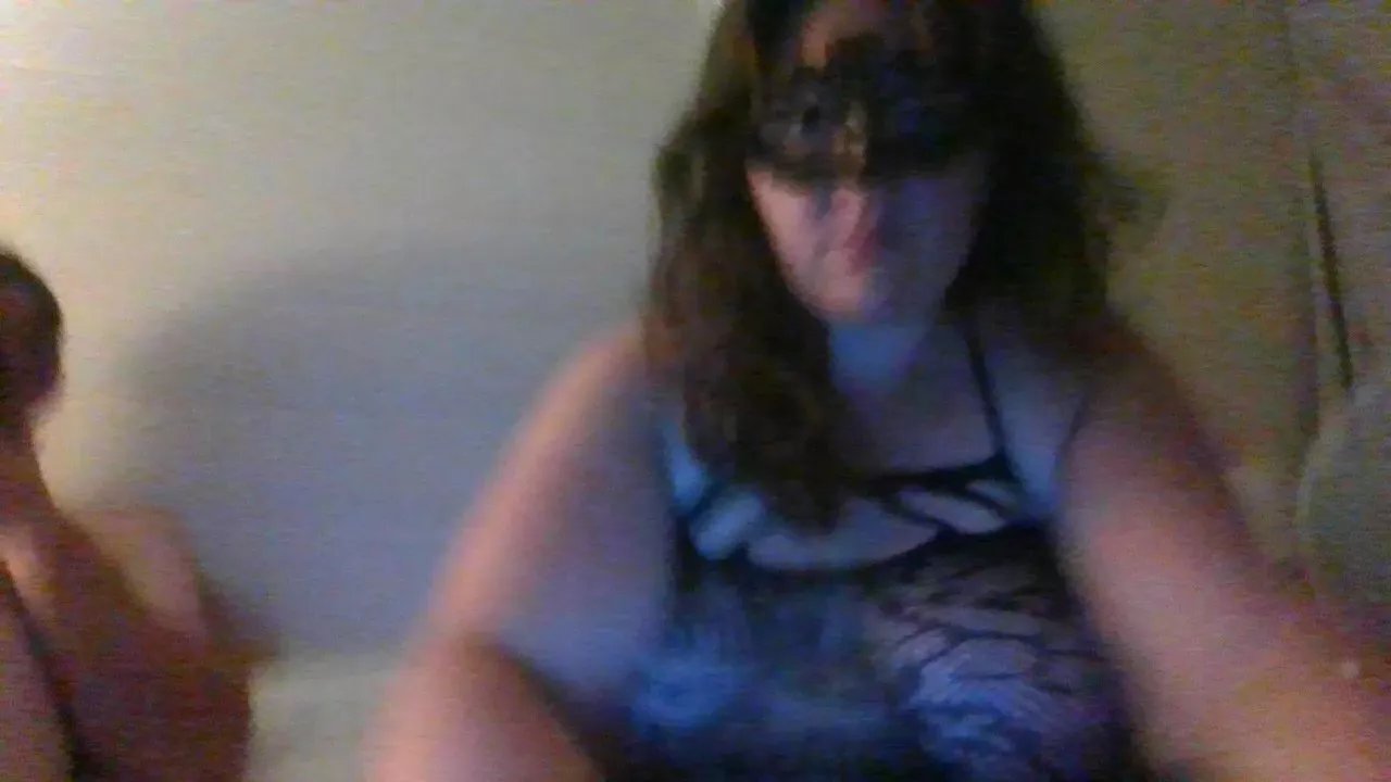 Offline Couplefun066 on Cam4