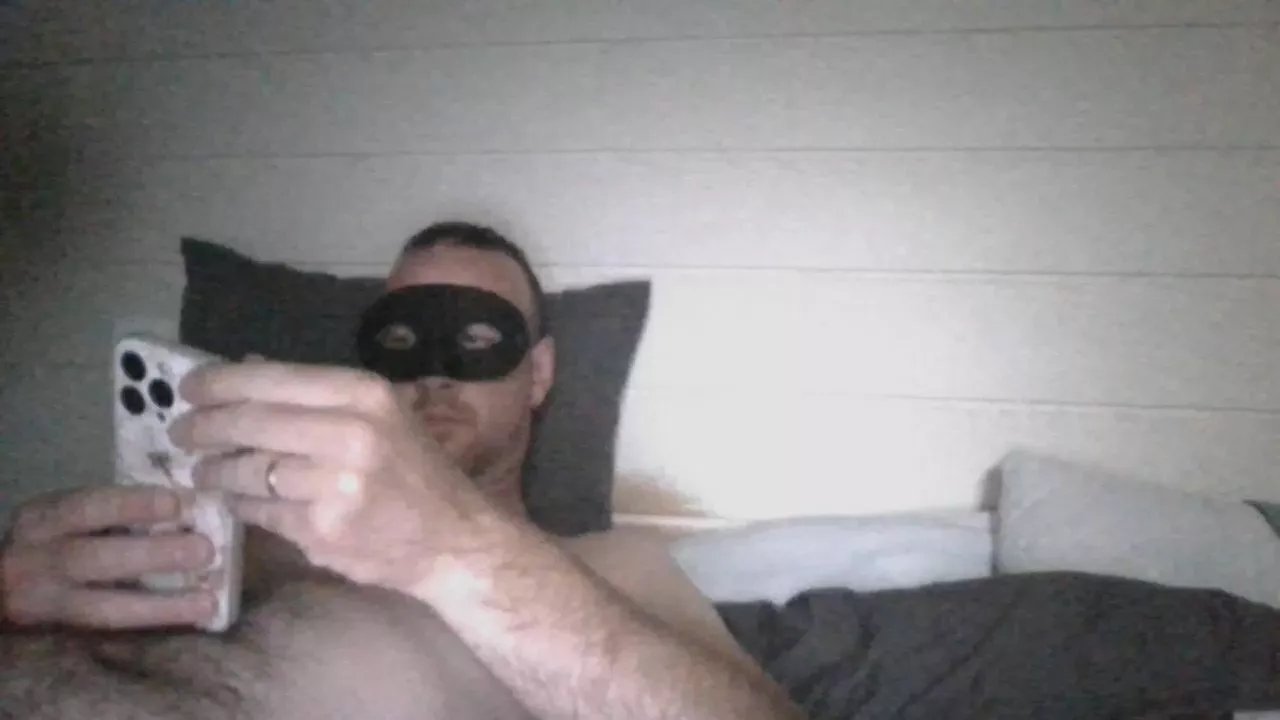 Offline Couplefun066 on Cam4